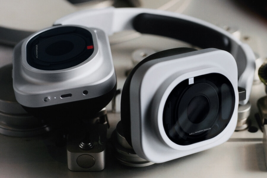 nothing-headphone-1-pro-bottom