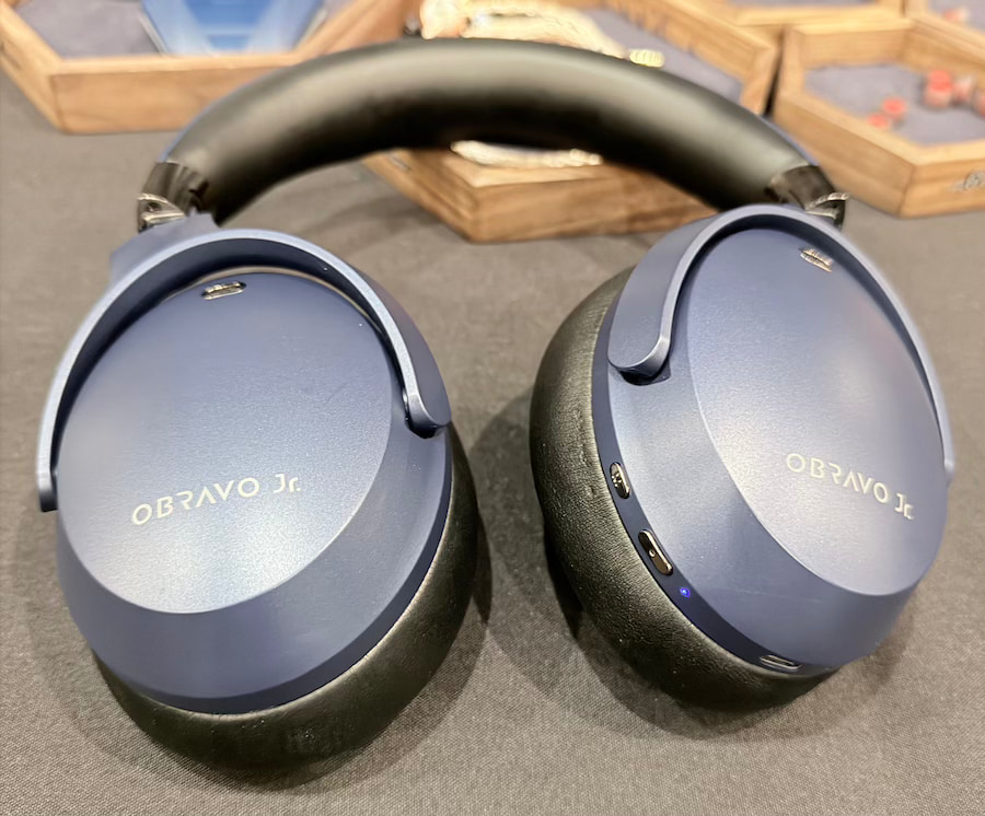 obravo-wireless-headphones-canjam-socal-2026