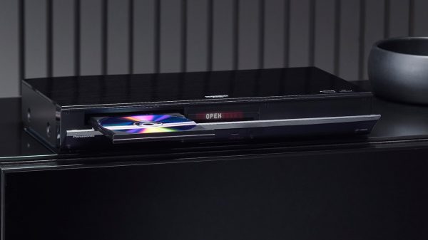 Panasonic DP-UB820 4K Blu-ray Player 2025 Tray Open Lifestyle