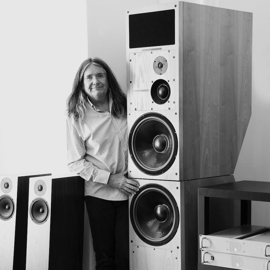 peter-thomas-with-original-pmc-speakers-bb5xbd