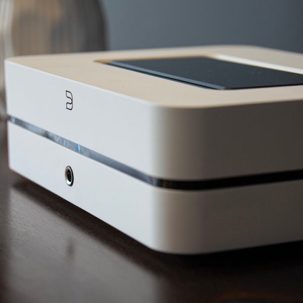 Bluesound POWERNODE 2025 Streaming Amplifier Lifestyle White
