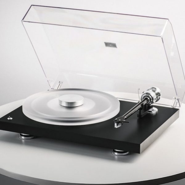 Pro-Ject Debut Reference 10 Turntable Lid Open