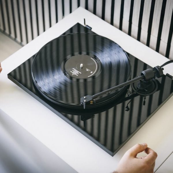 Pro-Ject E1.2 Turntable Top Black