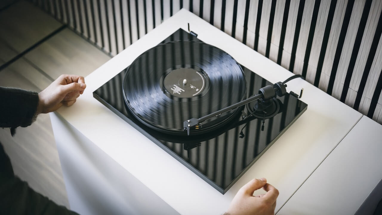 Pro-Ject E1.2 Turntable Top Black