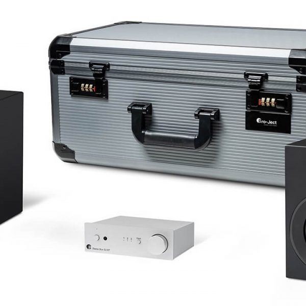 Pro-Ject Travel Set in Black and Silver