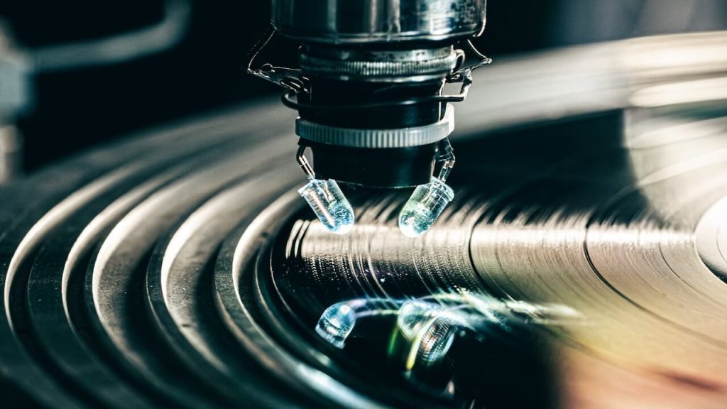 Burmester Pure Sound Master Recordings Lacquer Cutting on the Turntable