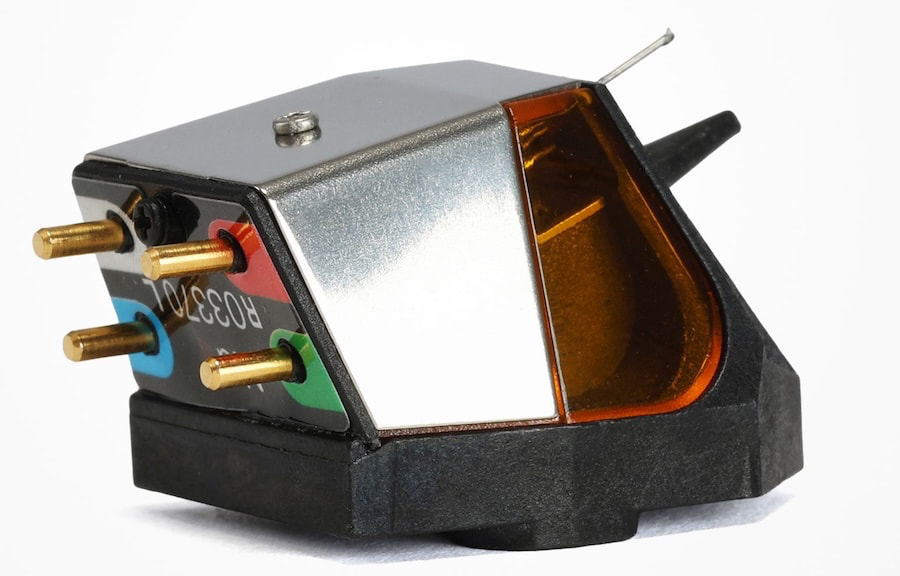 rega-nd9-phono-cartridge-side-right