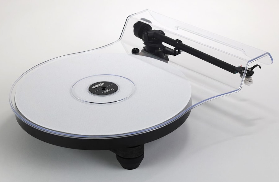 rega-replay-turntable-lid-closed