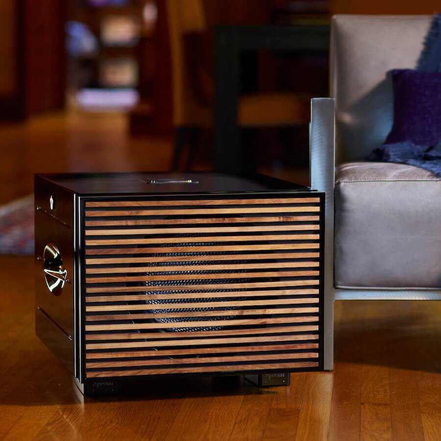 rel-carbon-special-black-label-grille