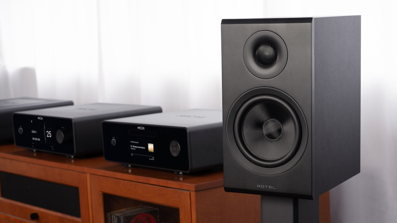 2026 Rotel Amora 5 Standmount Speaker Lifestyle Black