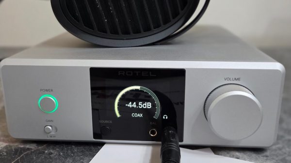 Rotel DX-3 Headphone Amplifier Front