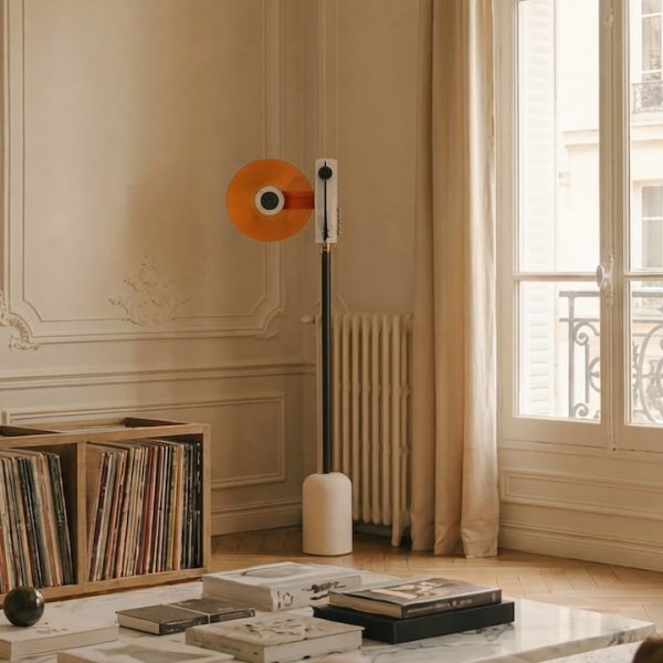 Ruka Studio TD-1 Vertical Turntable on stand Lifestyle
