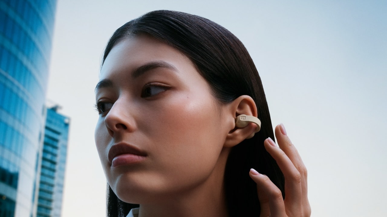 2026 Sennheiser ACCENTUM Clip Wireless Earbuds in Cream Lifestyle
