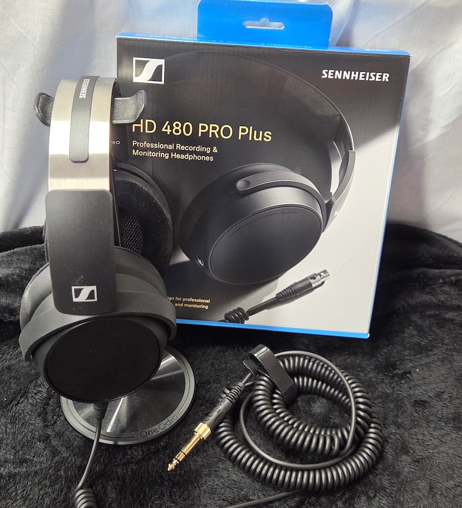 sennheiser-hd-480-pro-plus-studio-headphones-with-package