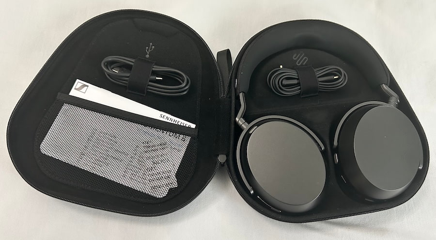 sennheiser-momentum-5-wireless-headphones-black-inside-case