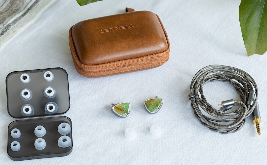 sivga-lyrebird-iem-accessories