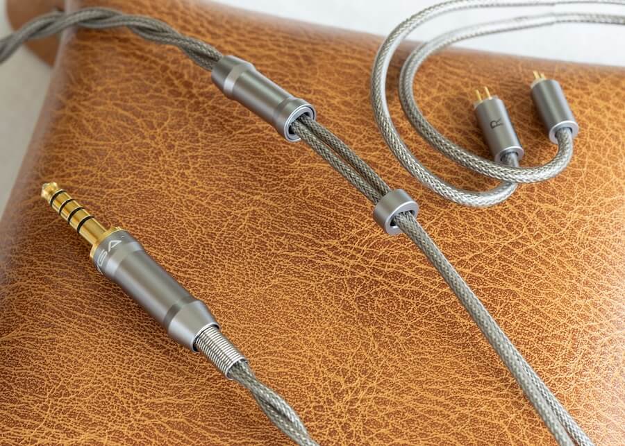 sivga-lyrebird-iem-cable