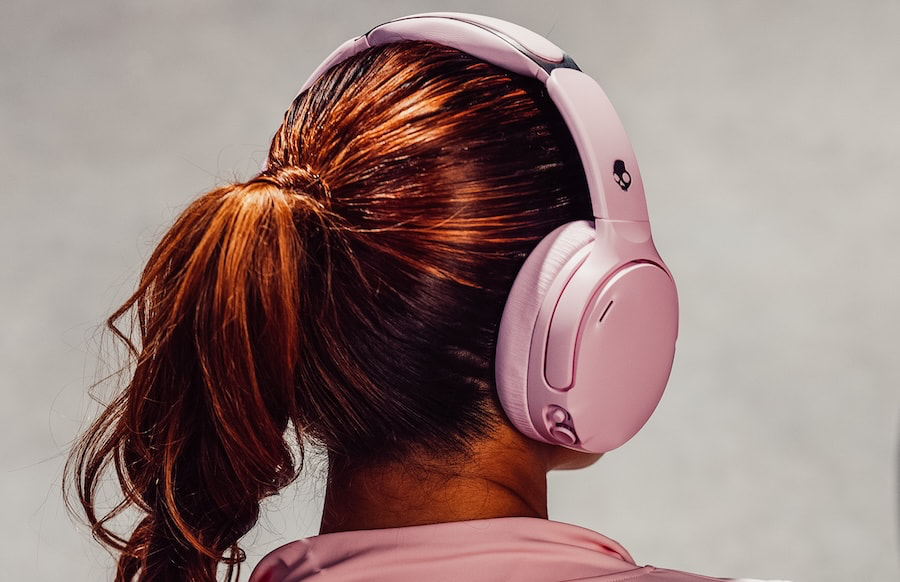 skullcandy-crusher-1080-anc-headphones-pink-rear
