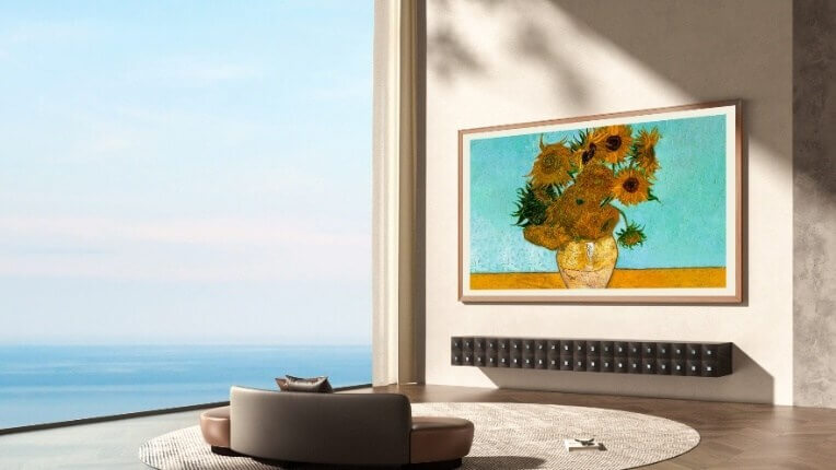 skyworth-canvas-elite-ce1-art-tv-lifestyle