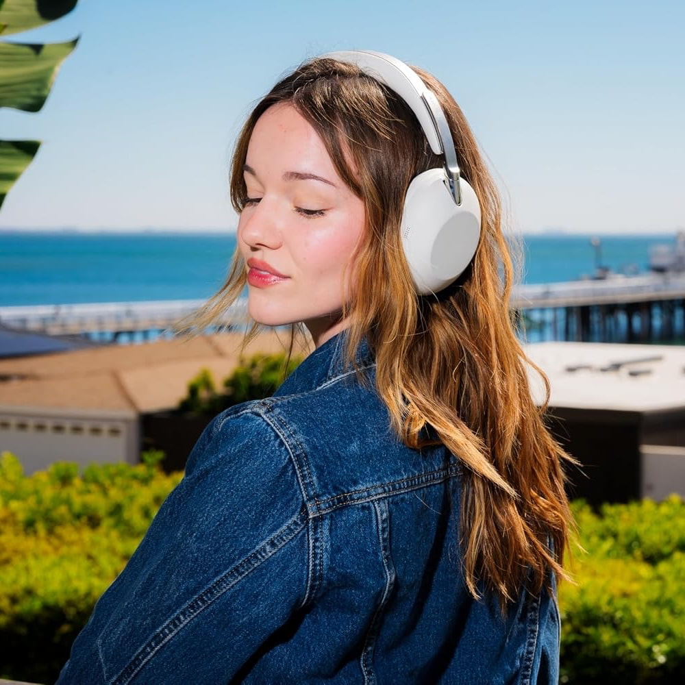 sony-1000x-collexion-lifestyle-platinum-headphones