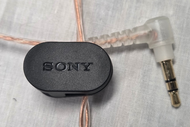 sony-ier-m500-iem-clear-clip