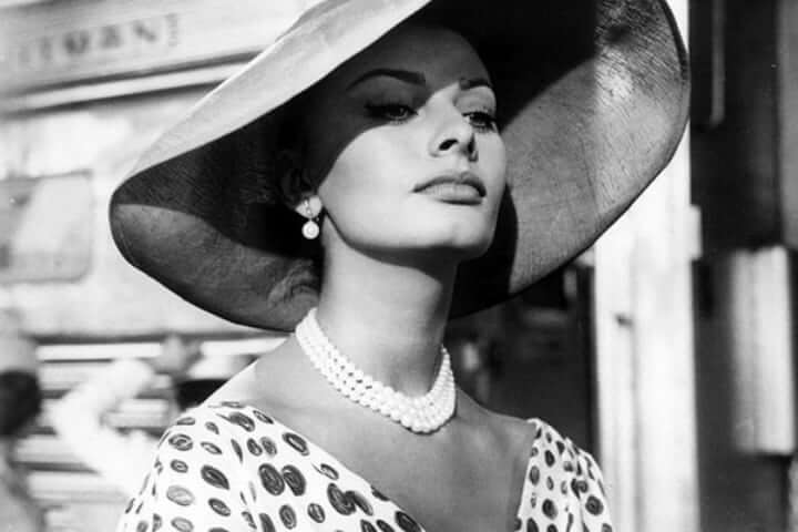 sophia-loren-hat-black-white