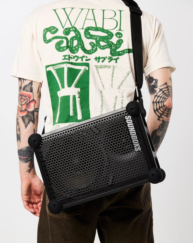 soundboks-rider-party-speaker-shoulder-strap-back