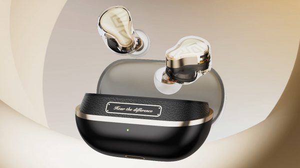 SoundPeats H3 with Hear the Difference on Charging Case