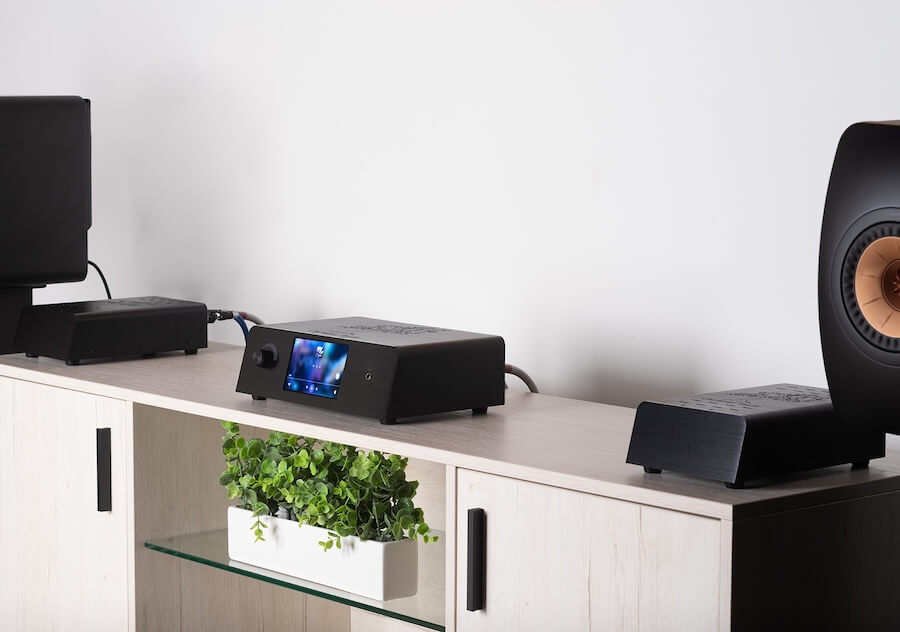 Orchard Audio Starkrimson 25 Mono Premium amplifiers lifestyle