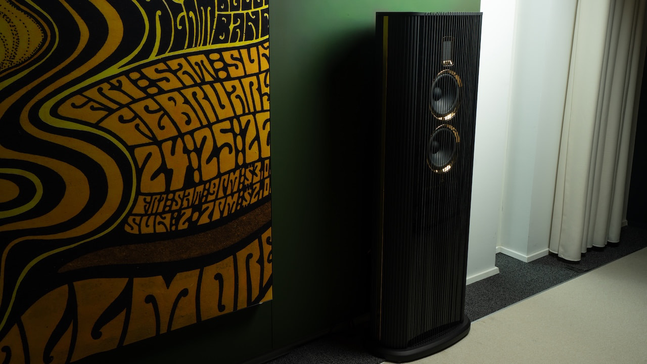 2026 Steinway & Sons Model O Loudspeaker near wall lifestyle