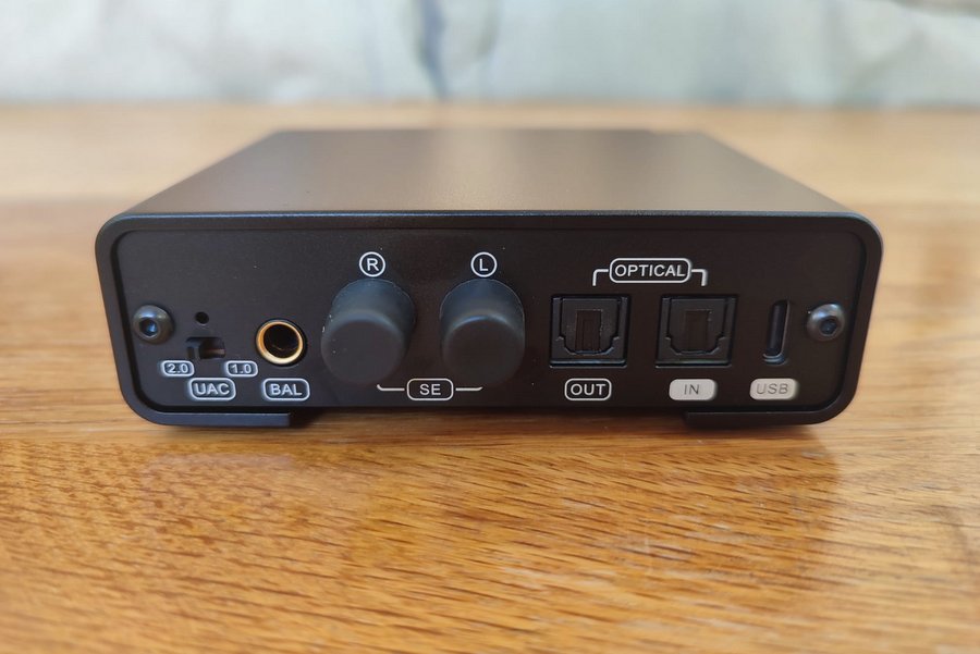topping-dx1-ii-dac-amp-rear