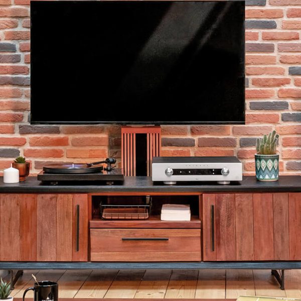 Triangle BR04 Stand-mount Loudspeakers in Chestnut Lifestyle