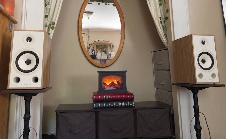 triangle-br03-speakers-pair