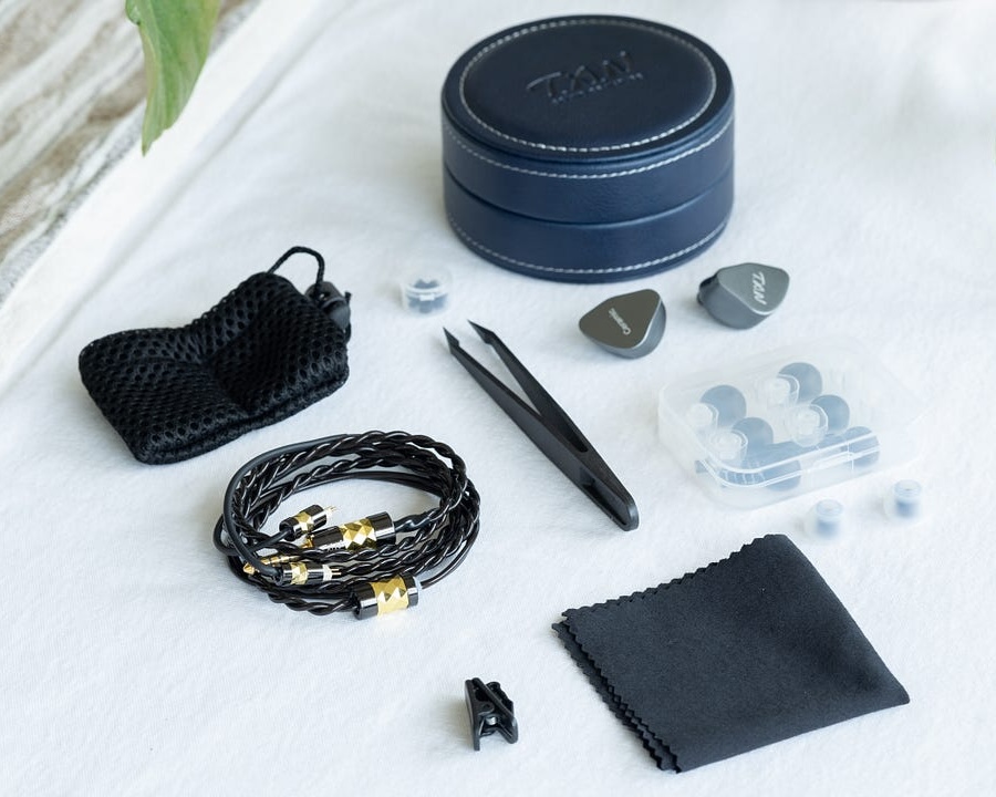 txn-ceramic-iem-accessories