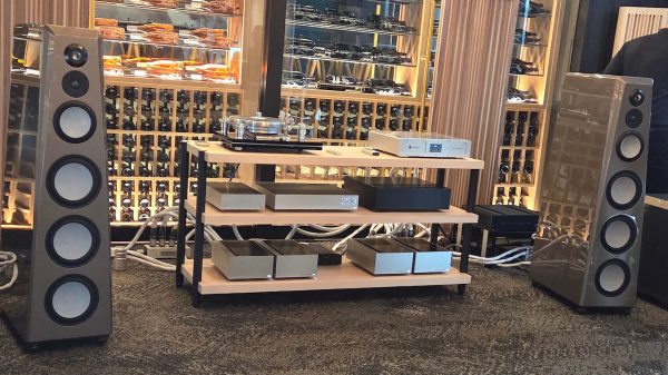 Von Schweikert Ultra 7 Stereo System AXPONA 2026