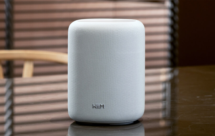 wiim-sound-lite-lifestyle-white