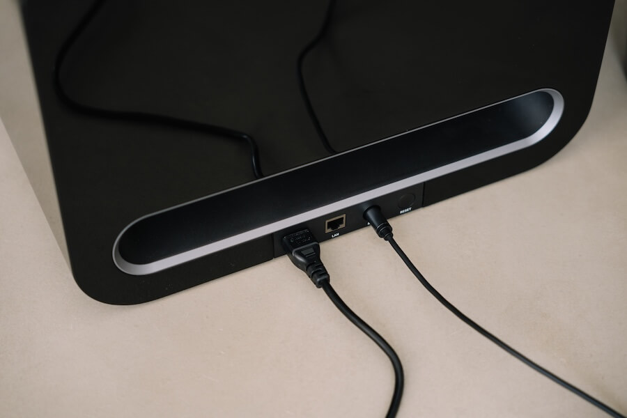 wiim-sub-pro-rear-angle