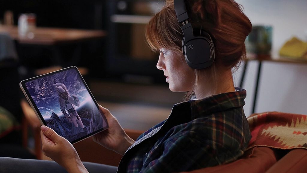 Yamaha YH-L500A Wireless Headphones Lifestyle